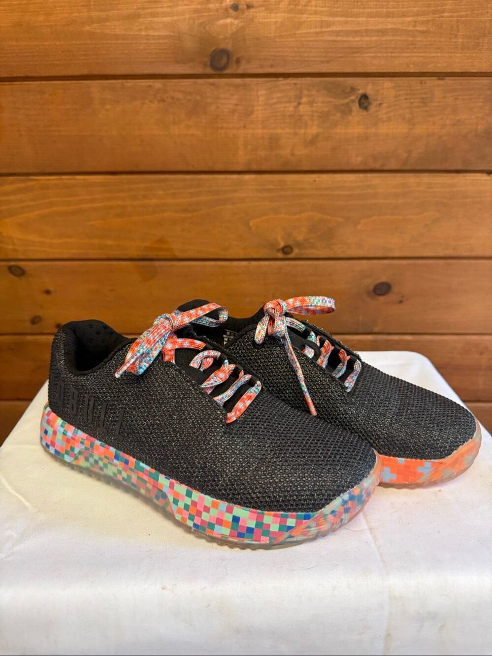 NOBULL Unisex  Black Heather Pixel Trainer athletic shoes Womans Sz 7